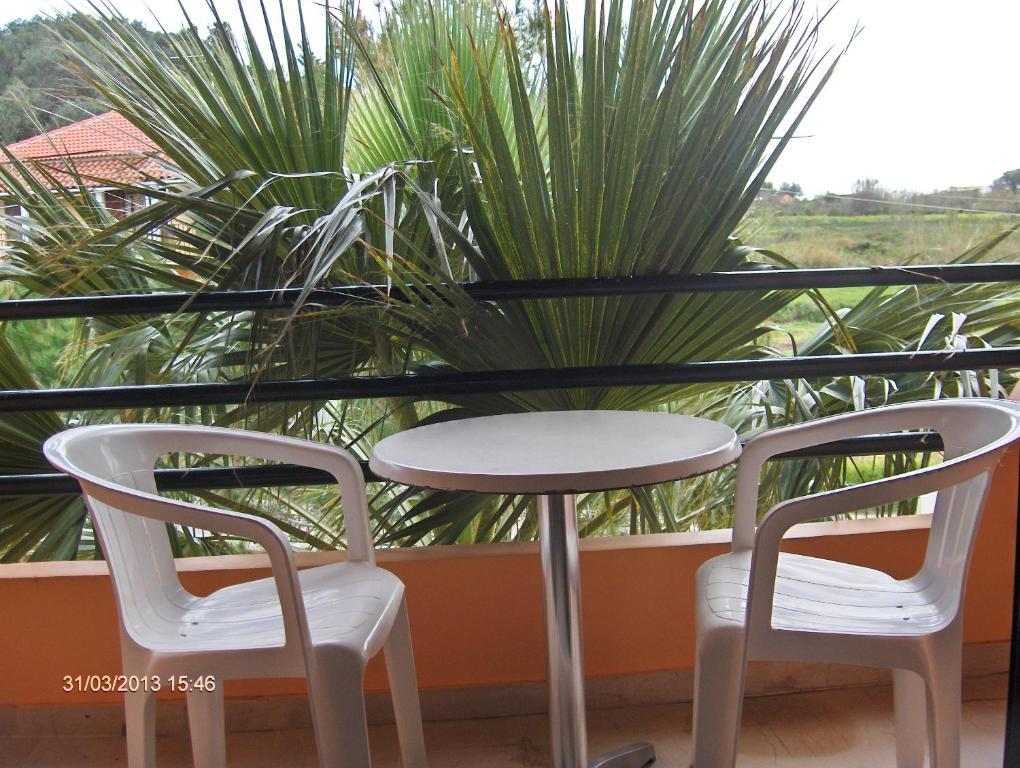 Feakes Apartments อาร์ริลลาส ห้อง รูปภาพ