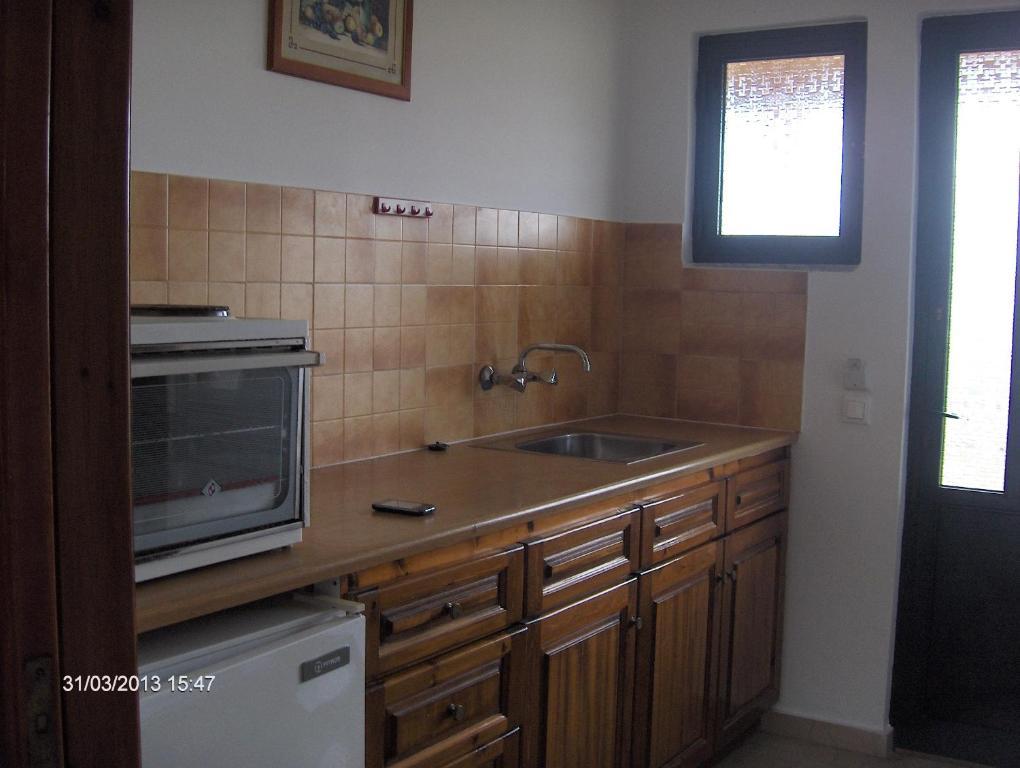 Feakes Apartments อาร์ริลลาส ภายนอก รูปภาพ